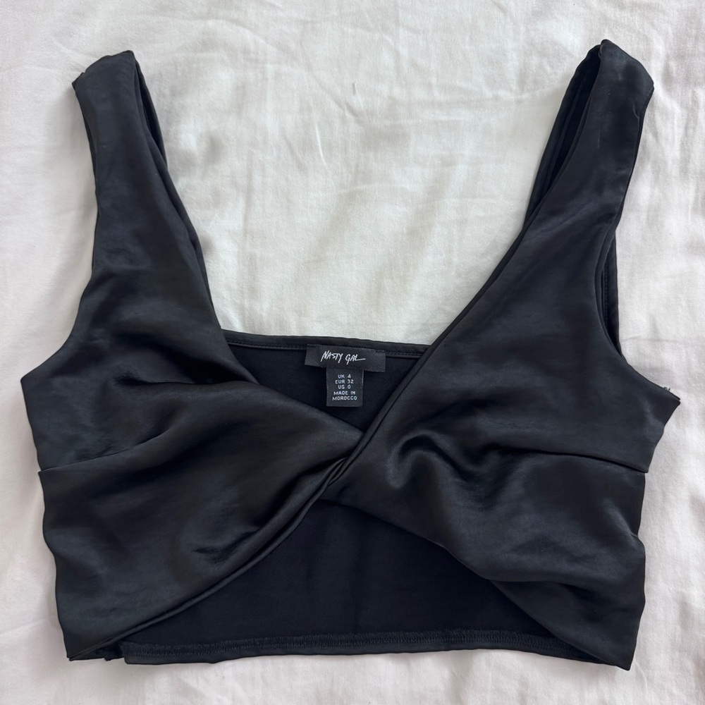 Nasty Gal Satin Twist Front Bralette Crop Top - Black, Sz US 0 (X-Small)